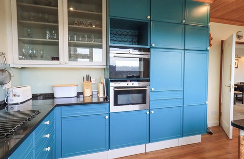 Bowness-on-Windermere Cottage | Tanna Hill