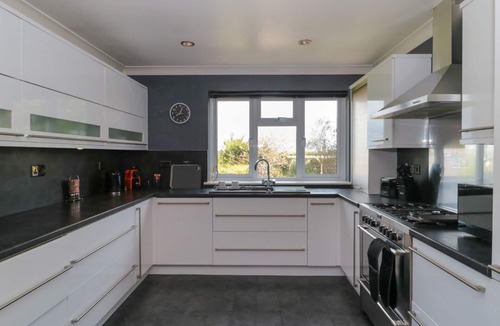 Bridgwater House | Te Papa, North Petherton 4 bed