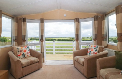 Elim Cottage | TEMPERANCE CARAVAN, pet friendly, country holiday cottage in Bodedern