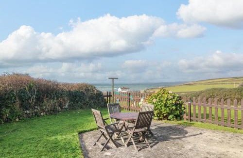 Gunwalloe House | The Barn