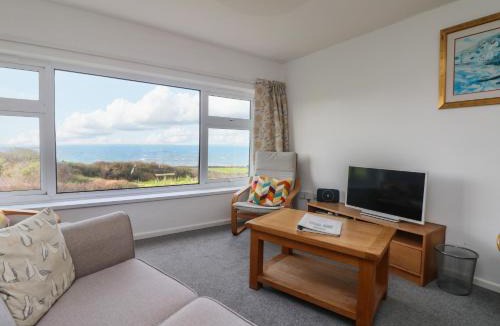 Gunwalloe House | The Barn