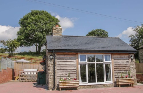 Bishops Castle Cottage | The Boundary Annex: A Dog-Friendly Retreat