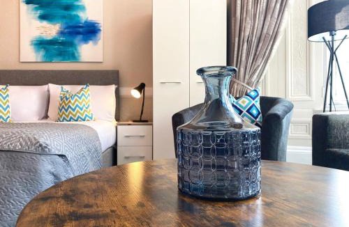 North West House | The Buckingham Studio