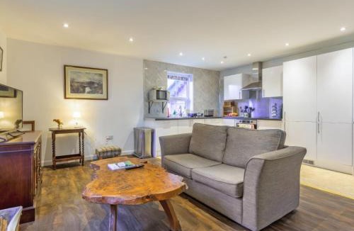 Dingwall House | The Bungalow