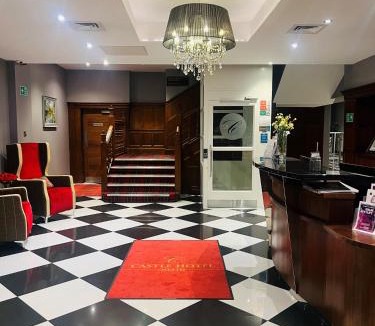 Neath Hotel | The Castle Hotel Neath
