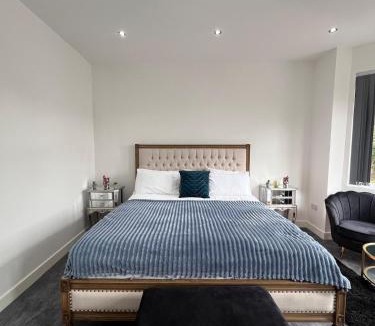 Old Trafford House | The Central Haven