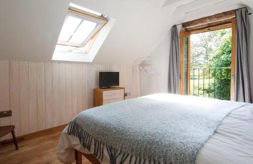Flaxley House | The Cider Barn