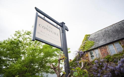 Melksham House | The Conigre
