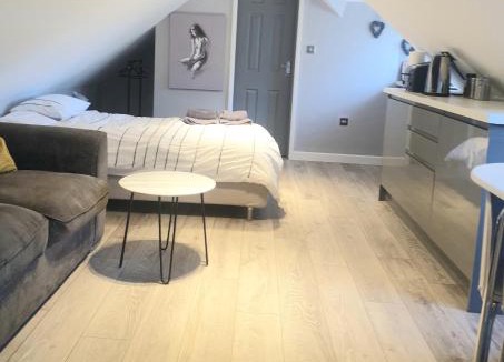 Bracknell Apartment | The Contemporary Studio