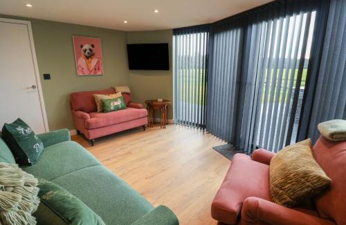 Belstead House | The Corn Silo