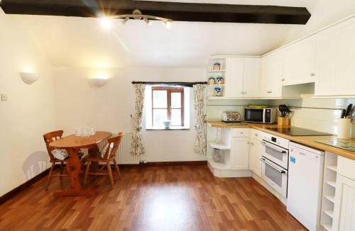 Westleigh House | The Corn Tallet