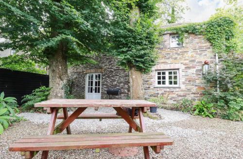 Saint Kew House | The Cottage