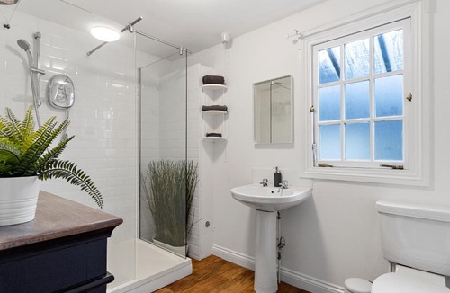 Exeter Apartment | The Courtyard