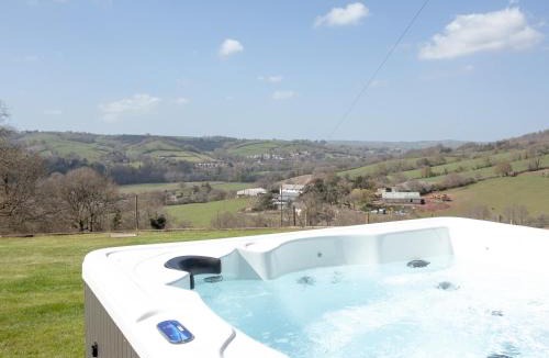 Tiverton House | The Cow Shed