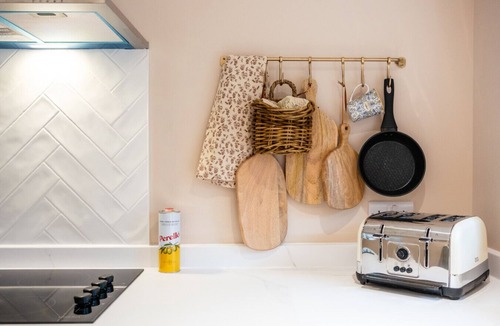 Bourton Cottage | The Cowshed | Banham Cottages