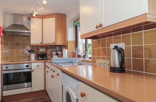 Compton Martin Cottage | THE COWSHED, romantic, with a garden in Regil