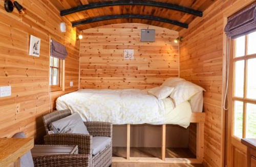 Mappleton House | The Damselfly