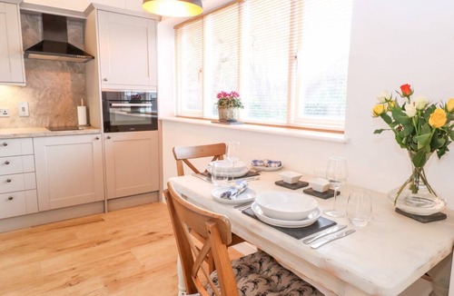 Stow Bedon Cottage | The Duck House, Watton