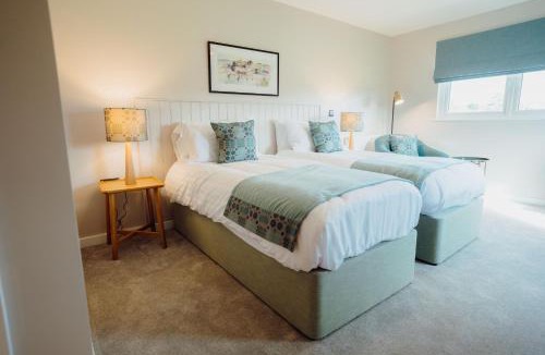 Tenby Hotel | The Dunes