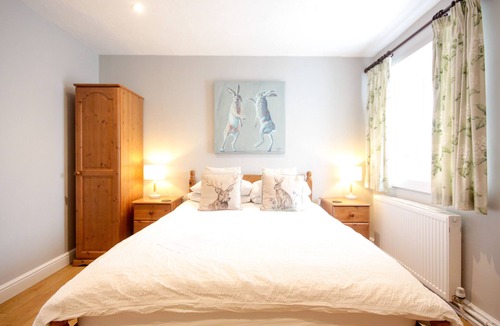 Horton Hotel | The Five Dials Inn