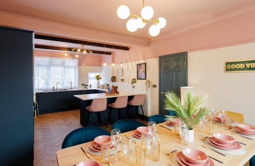 Darlington House | The Four Winds