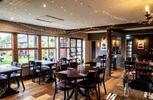 Wickwar Hotel | The Fox and Maple