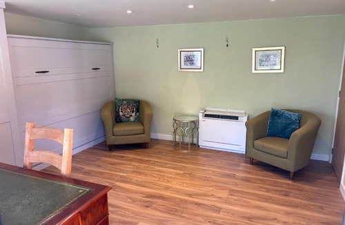 Wargrave Apartment | The Garden Studio
