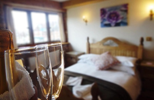 Aylburton Cabin | The George Hotel