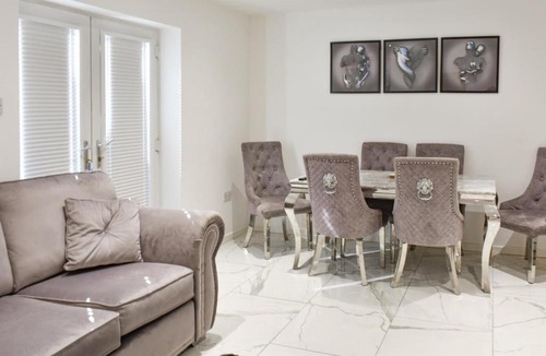 Seaham House | The Hawthorns
