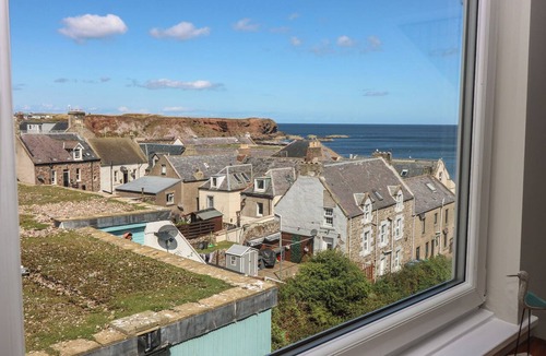 Eyemouth Cottage | THE HERRING'S LEAN, family friendly in Eyemouth