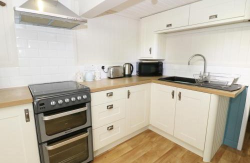 Benllech Apartment | The Hideaway