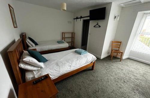 Pembroke Dock Hotel | The Innbetween
