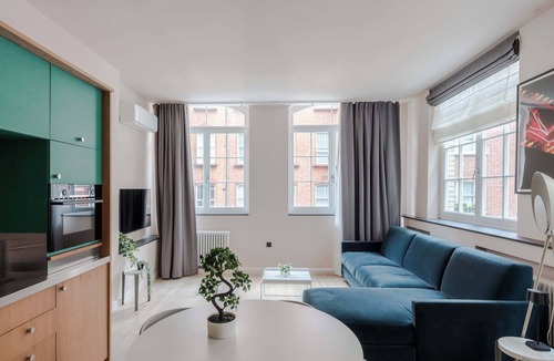Chinatown Apartment | The Italian Collection - Soho - by Frankie