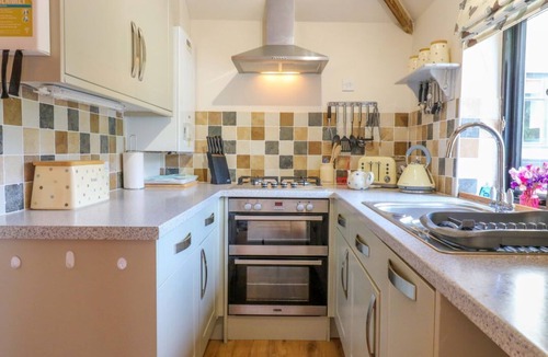 Harleston House | The Kiln: A Charming Retreat in Harleston