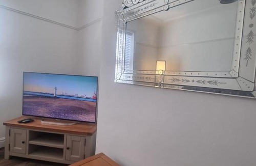 Wallasey Apartment | The Light Bear