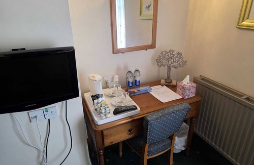 Gloucester Bed & Breakfast | The Linden Tree