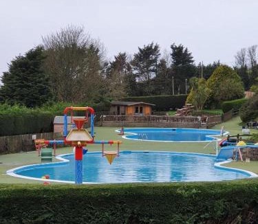 Helston Ski Chalet | The Lizard Bluewater