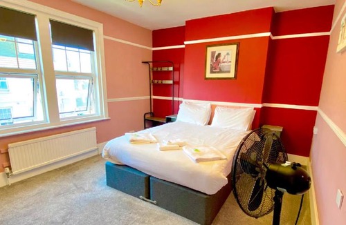 Eastbourne City Centre House | The Loriston