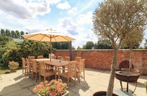 Upper Seagry Cottage | THE MOUNT PRIVATE ESTATE, pet friendly in Upper Seagry