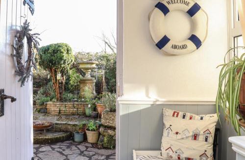 Helston House | The Nest