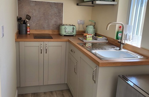 Hanbury Bed & Breakfast | The Old Barn