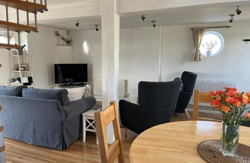 Southwell House | The Old Boathouse