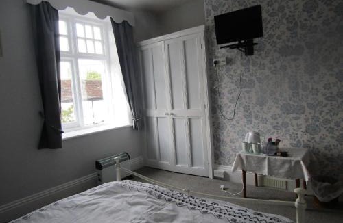 Moretonhampstead Bed & Breakfast | The Old Post House