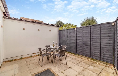 Ipswich House | The Old Post Office - Two Bedroom House, Sleeps 4