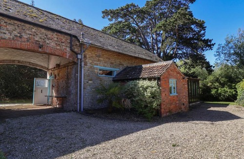 Dursley House | The Old Stables