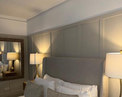 Oxted Apartment | The OXTED high street studio