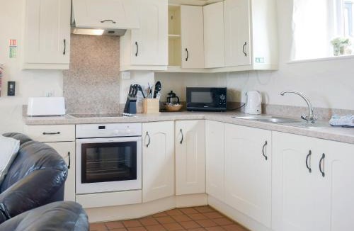 Lydstep House | The Parlour - Uk6717
