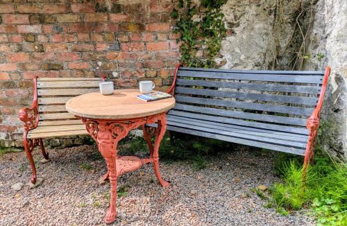 Dromore House | The Piggery