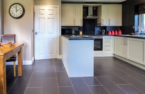 Saint Asaph Cottage | The Red