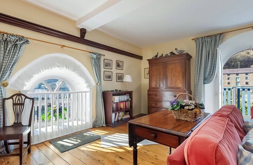 Fishguard Cottage | The setting is peaceful yet never far from the sea.